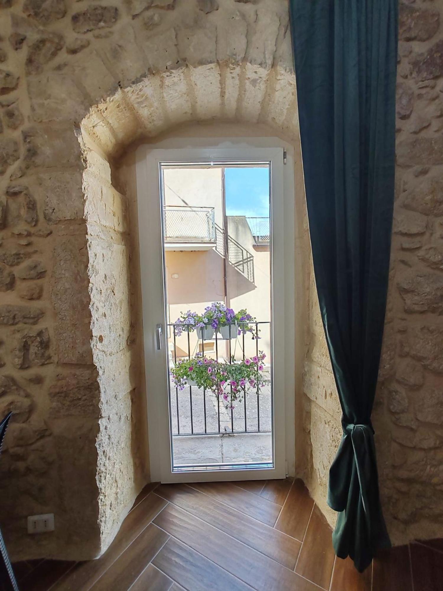 Casa Maraura Lägenhet Ragusa Exteriör bild